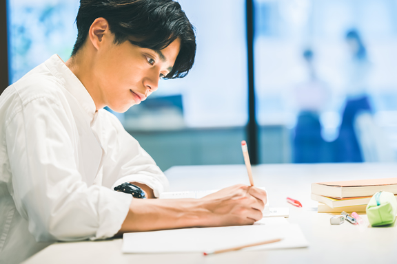 4月を待たずに今からスタート他の予備校生に差をつける
